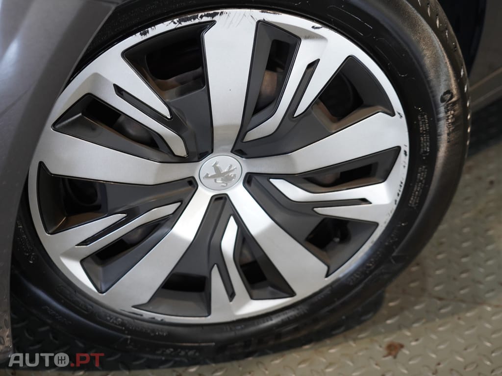 Peugeot 208 1.2 PureTech Style