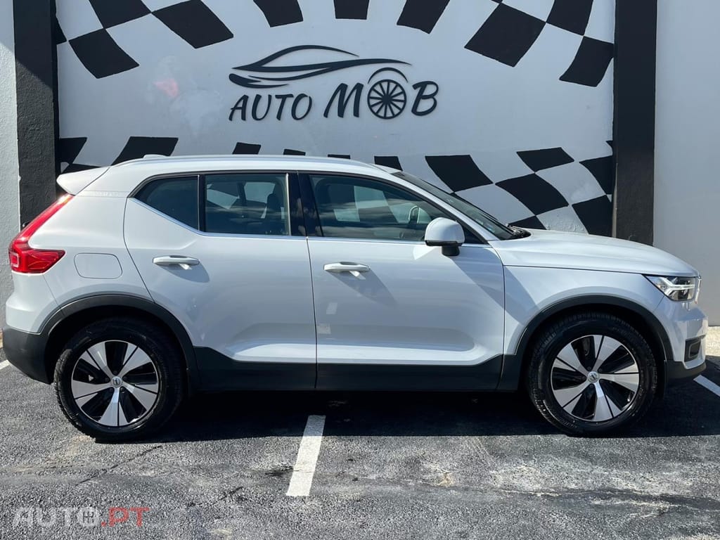 Volvo XC40 1.5 T5 PHEV Momentum