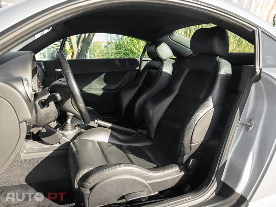 Audi TT 1.8 T quattro
