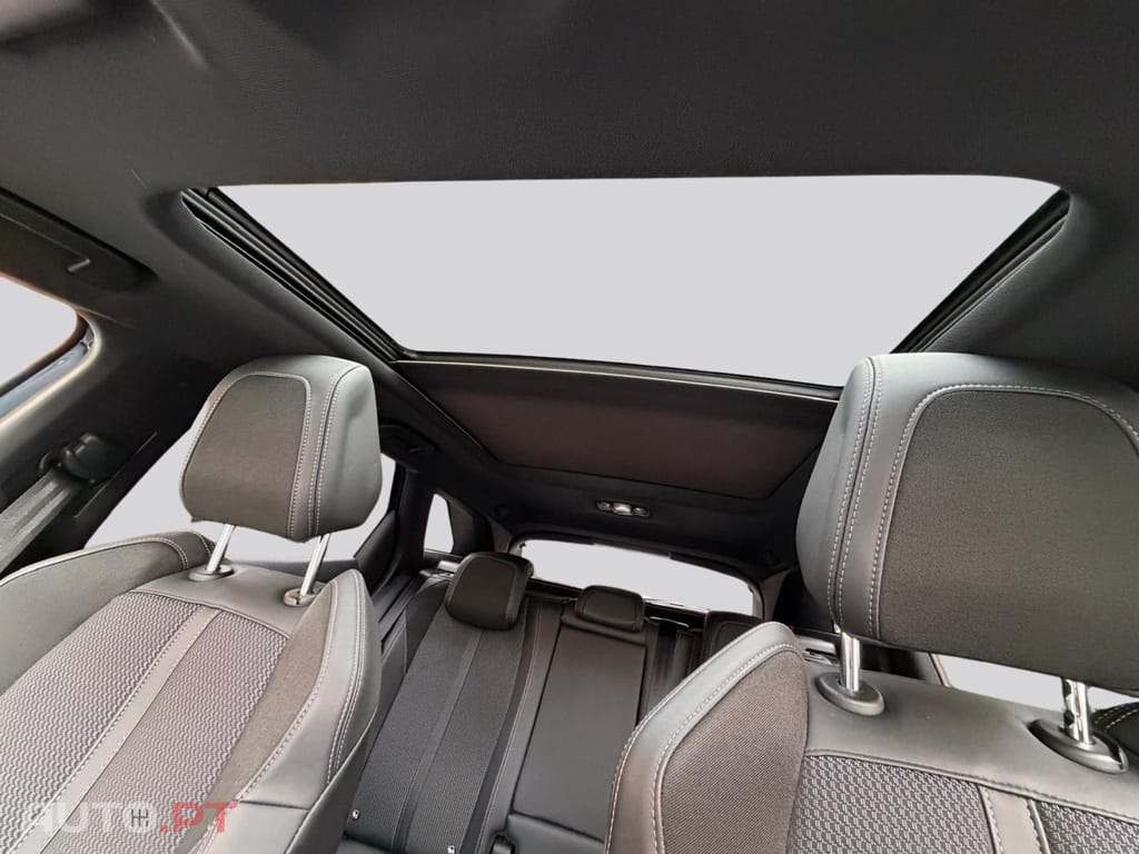 Peugeot 3008 1.2 Puretech EAT8 