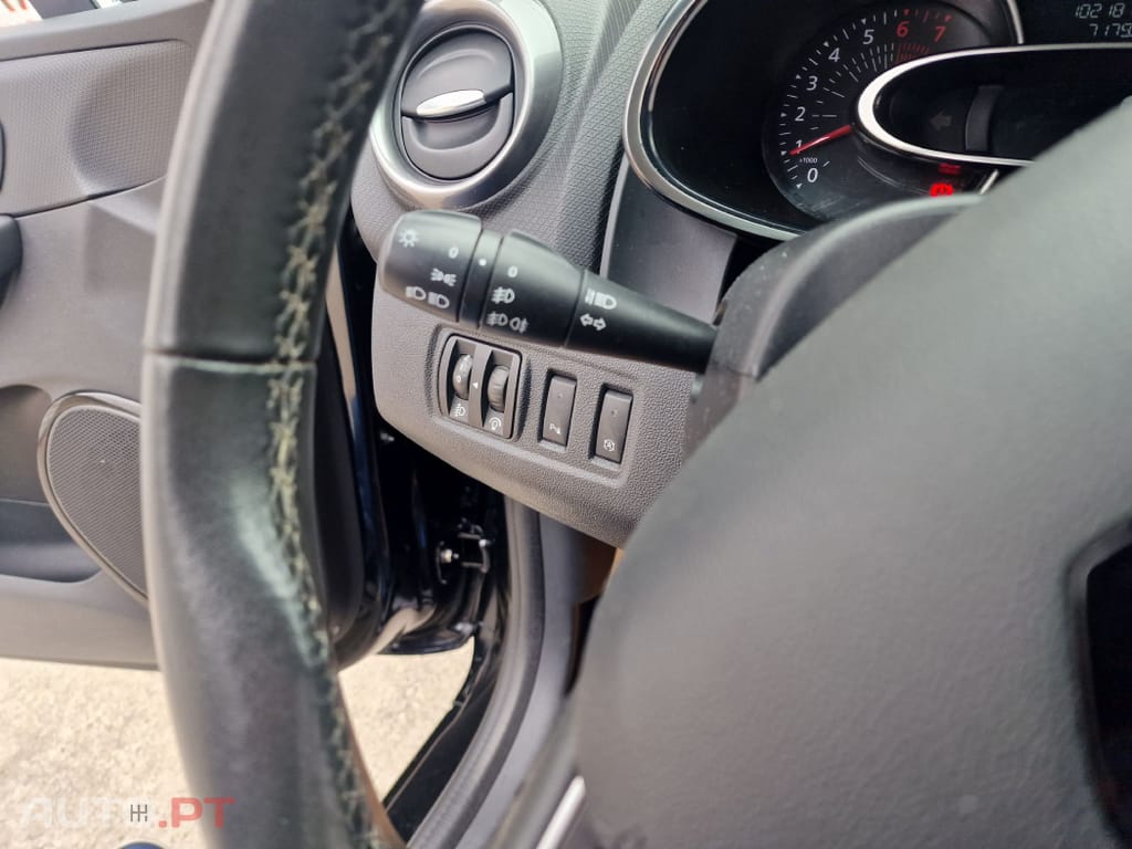 Renault Clio 0.9 TCE LIMITED GPS