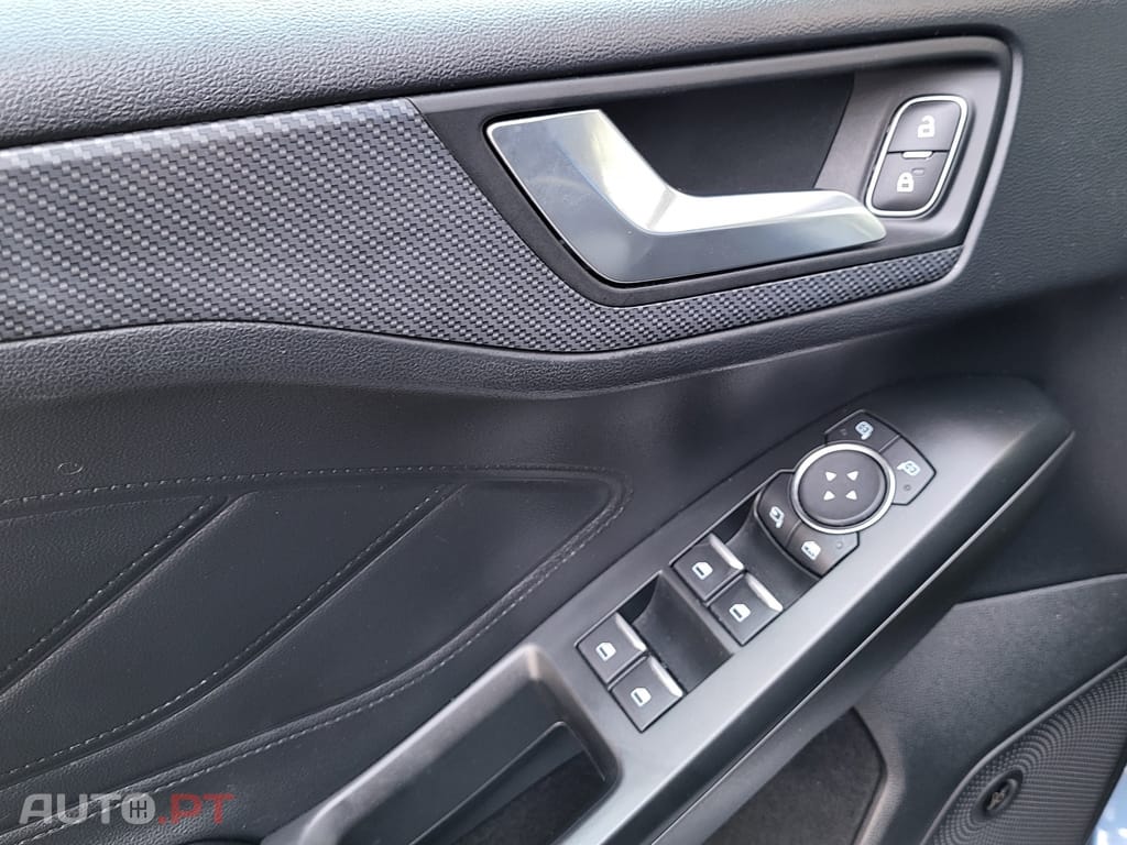 Ford Focus 1.0 EcoBoost ST-Line X