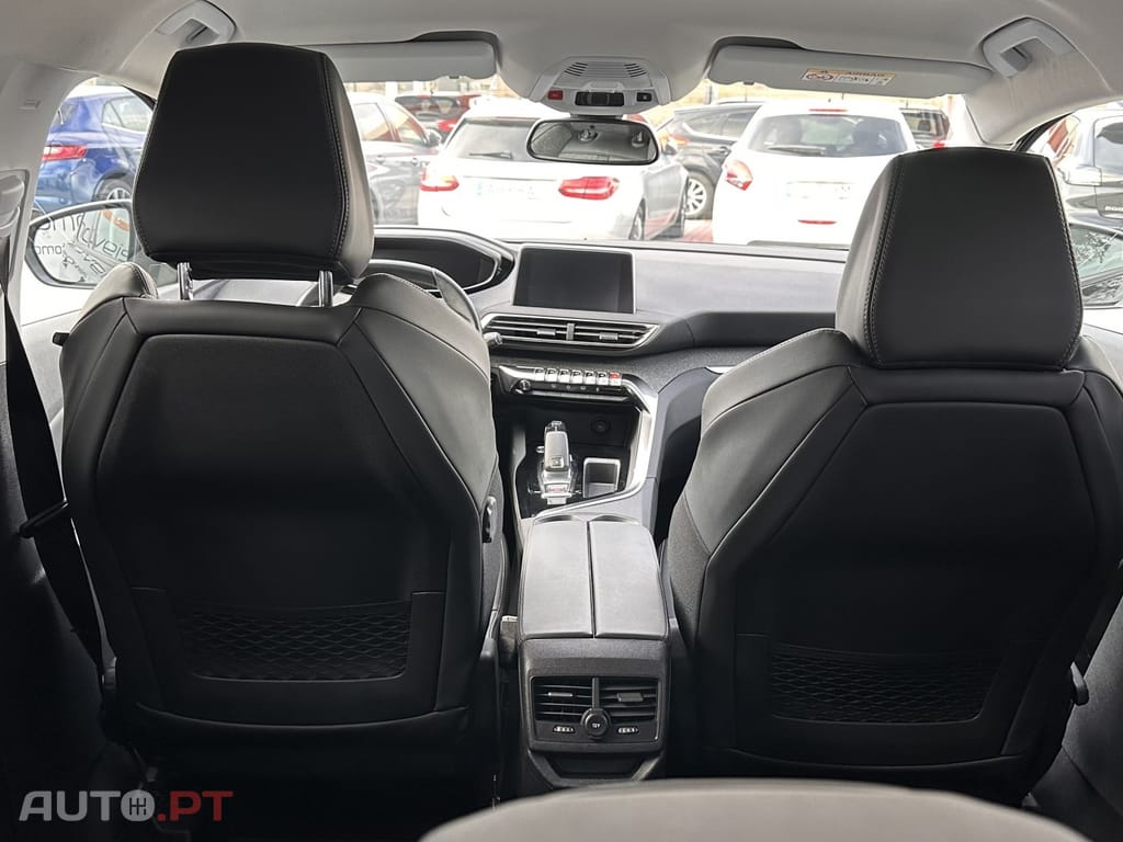 Peugeot 3008 1.2 PureTech Allure EAT8