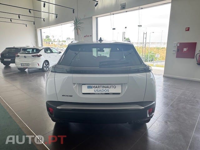 Peugeot 2008 1.2 PureTech Allure