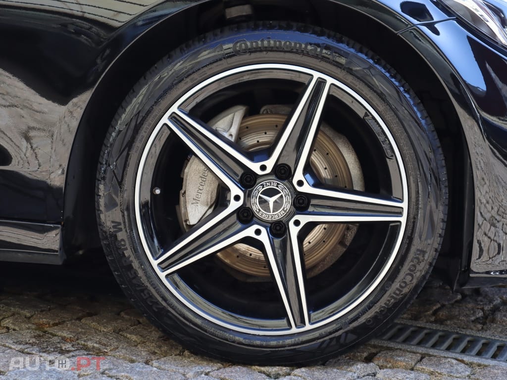 Mercedes-Benz C 220 d Station 9G-TRONIC AMG Line