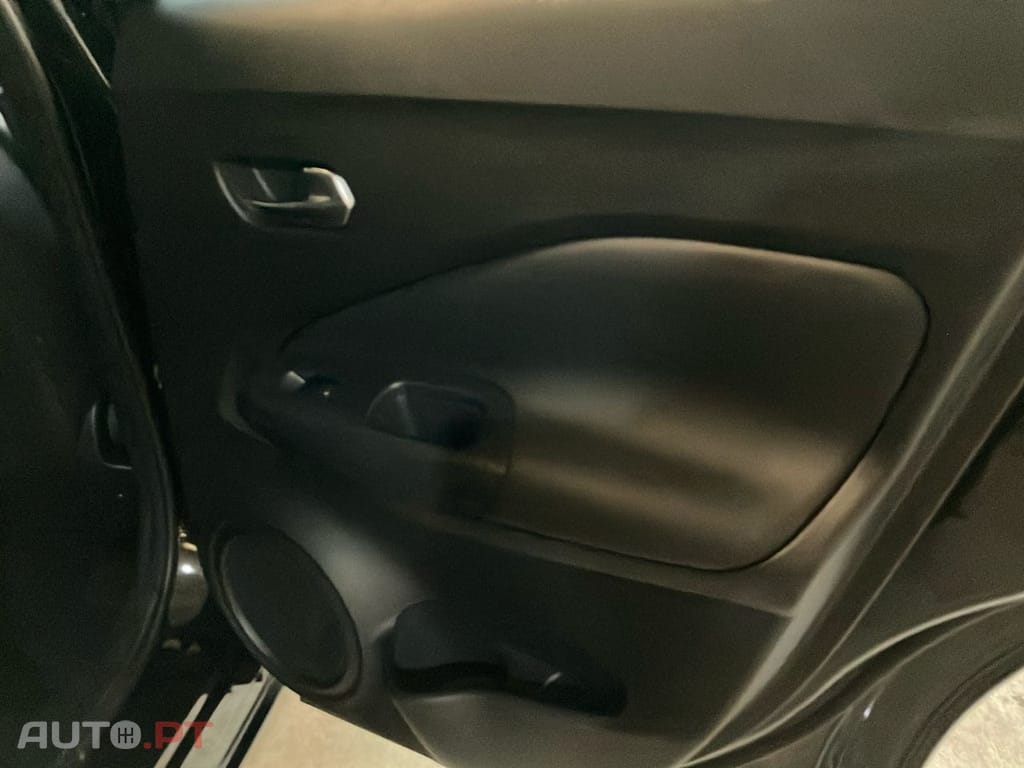 Nissan Juke 1.0 DIG-T 114 N-Connecta