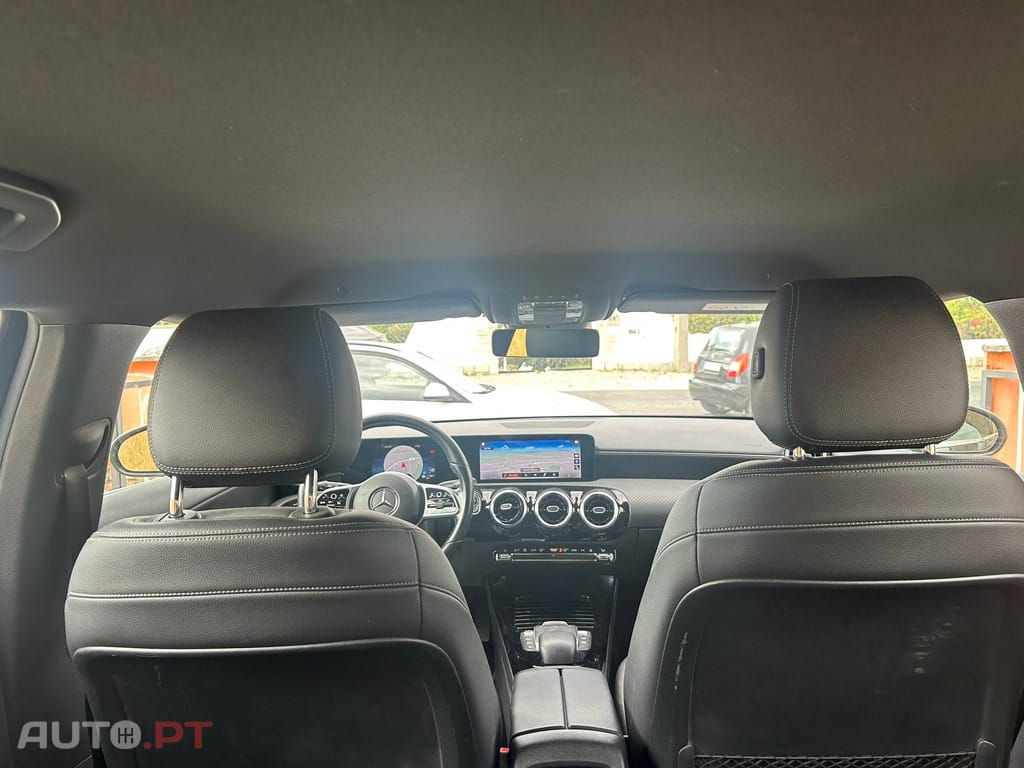 Mercedes-Benz A 250 e Style Plus Hibride Plug-In