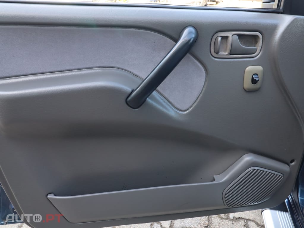 Ford Maverick 2.7 TD