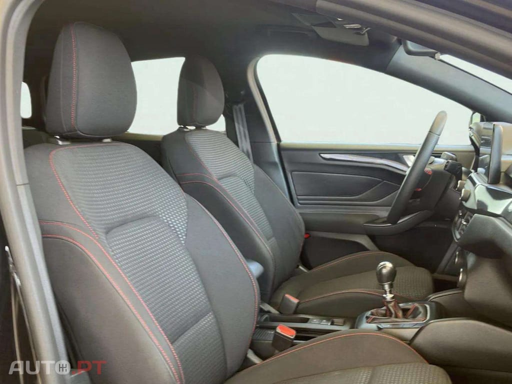 Ford Focus SW 1.0 EcoBoost ST-Line