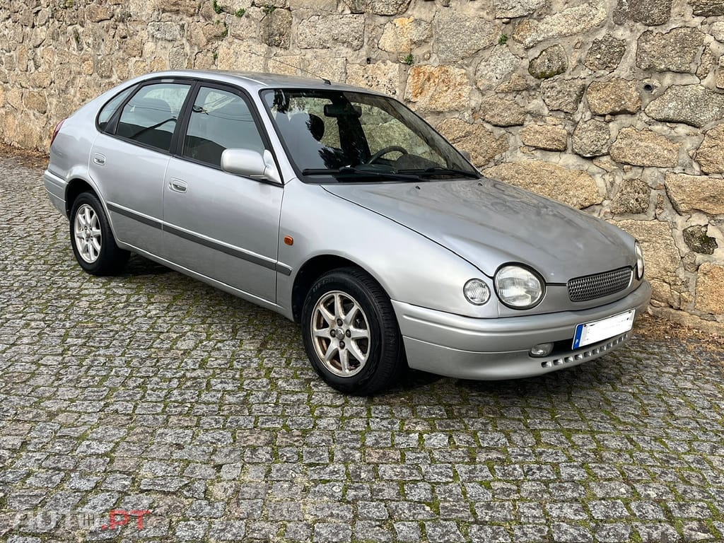 Toyota Corolla 1.4 Liftback