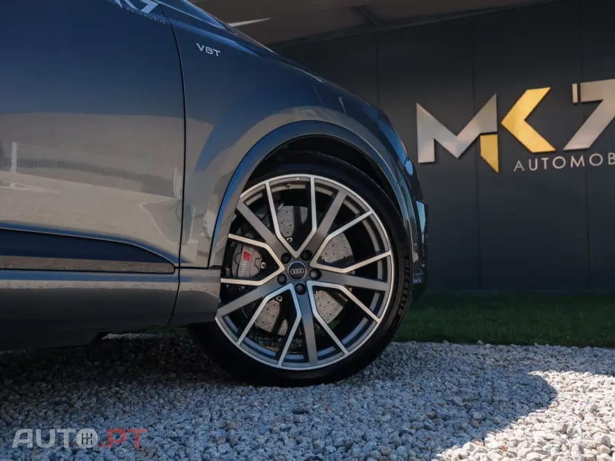 Audi SQ7 4.0 TDI V8 quattro Tiptronic 7L