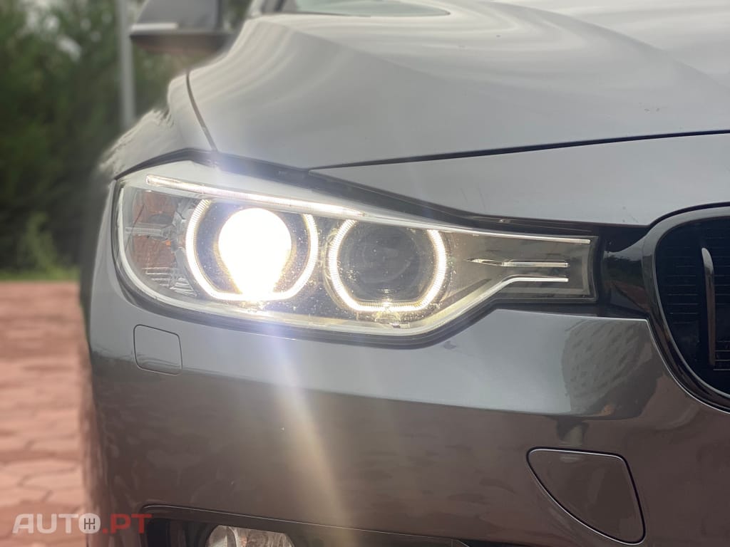 BMW 320 d Touring Sport-Aut. Blue Performance Modern Line