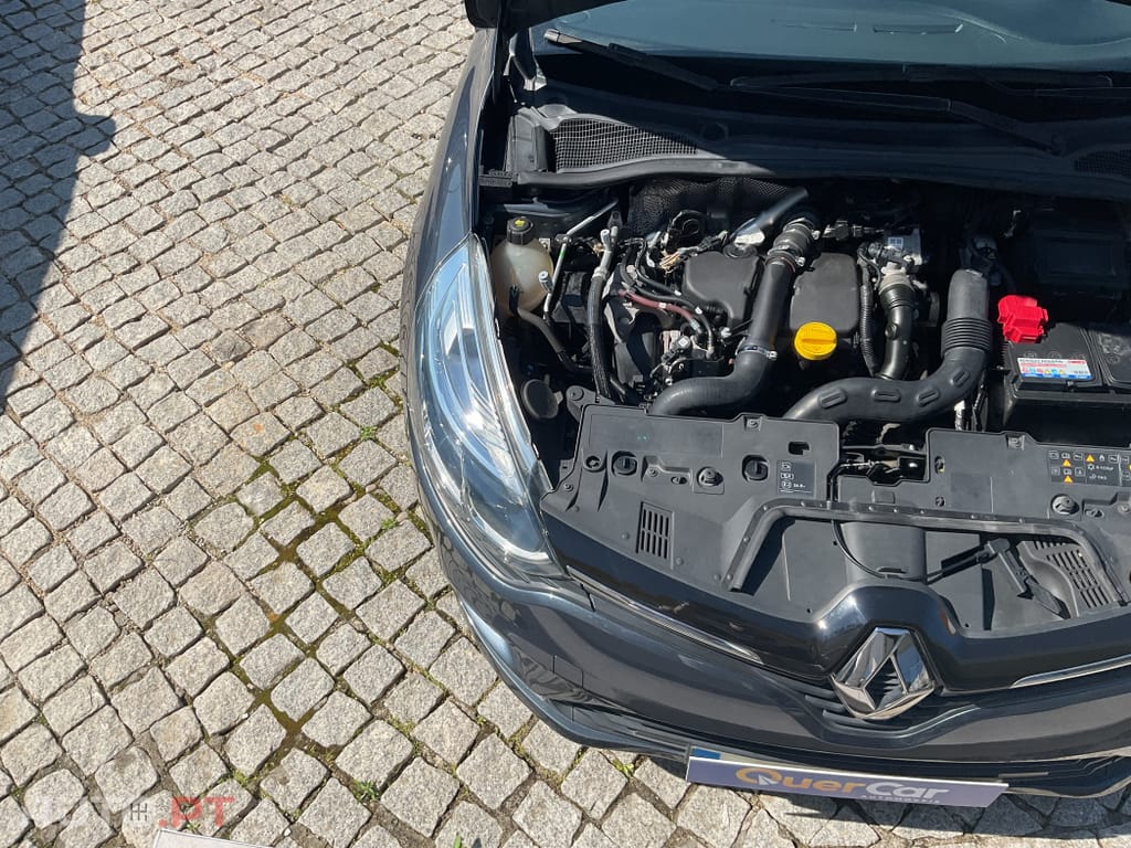 Renault Clio Outro