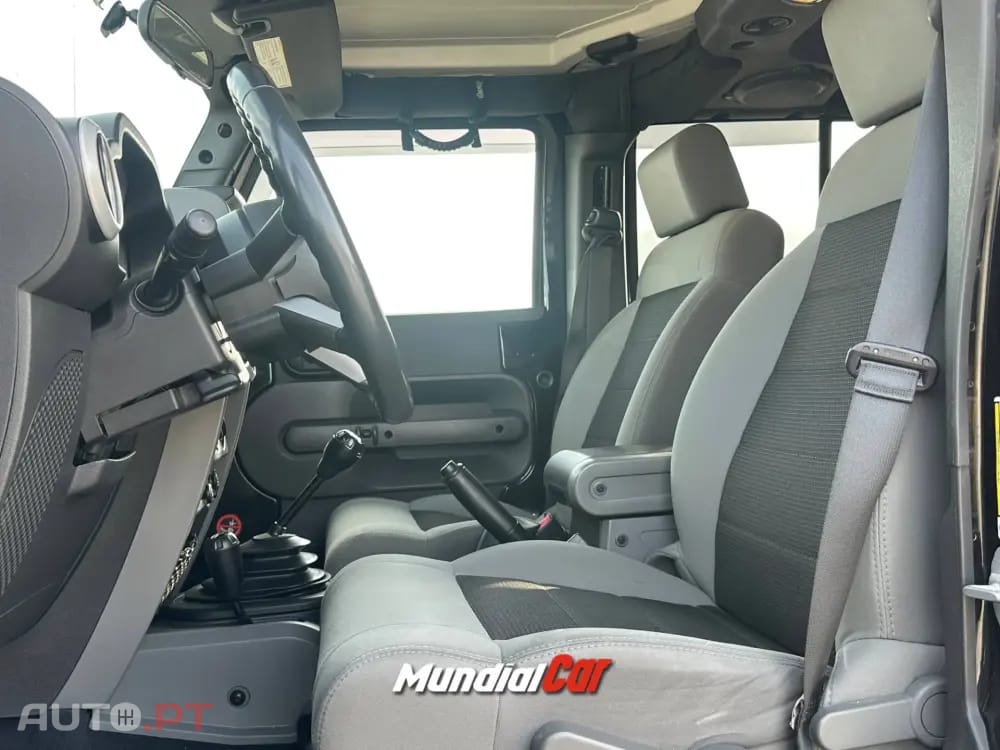 Jeep Wrangler 2.8 CRD Sahara AT