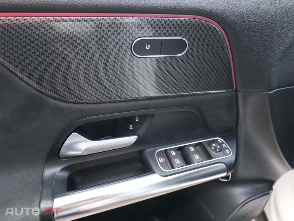 Mercedes-Benz GLA 250 e 8G-DCT AMG Line