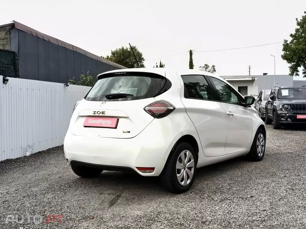 Renault Zoe (c/ Bateria) EV 50 110hp Equilibre