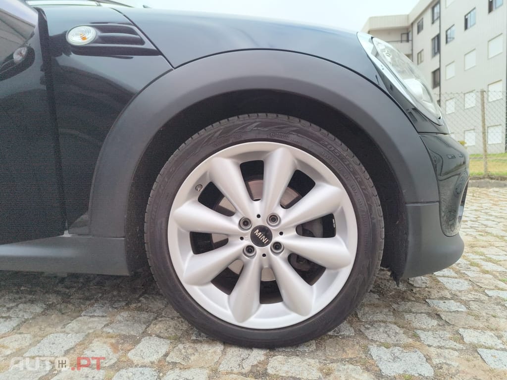 MINI Cooper R57 2015