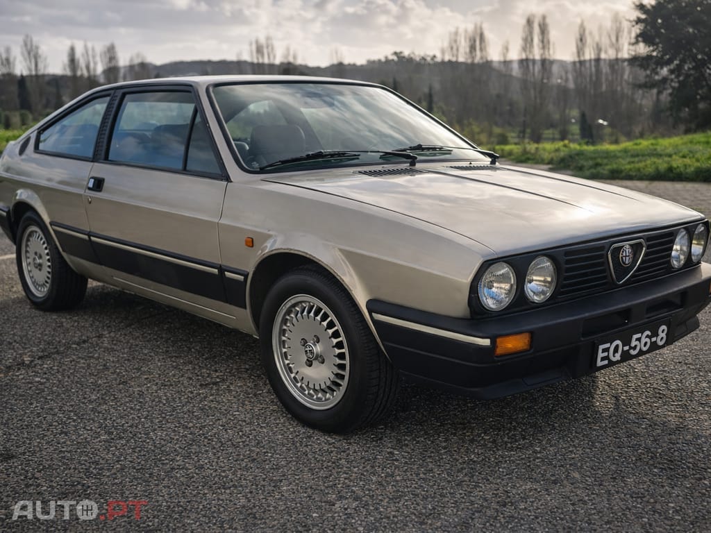 Alfa Romeo Sprint Veloce 1.3