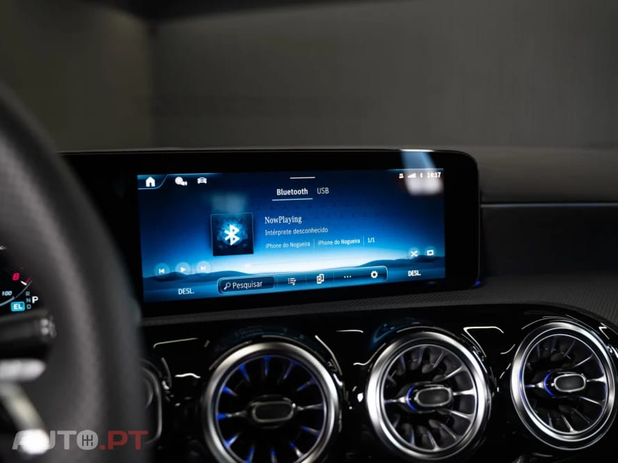 Mercedes-Benz A 250 e AMG Line