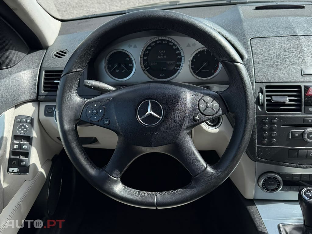 Mercedes-Benz C 200 CGi Elegance BlueEfficiency