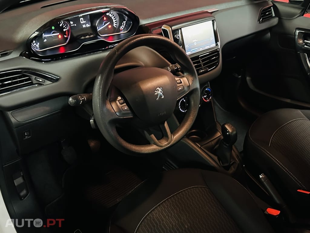 Peugeot 208 1.2 PureTech Access
