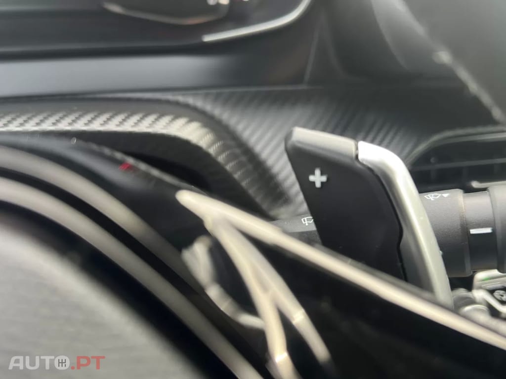 Peugeot 208 1.2 PureTech Allure EAT8