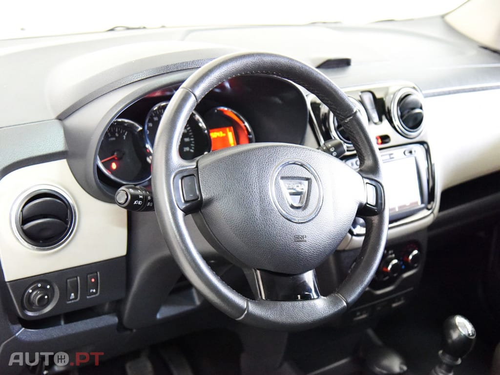 Dacia Lodgy 1.5DCI PRESTIGE 7L
