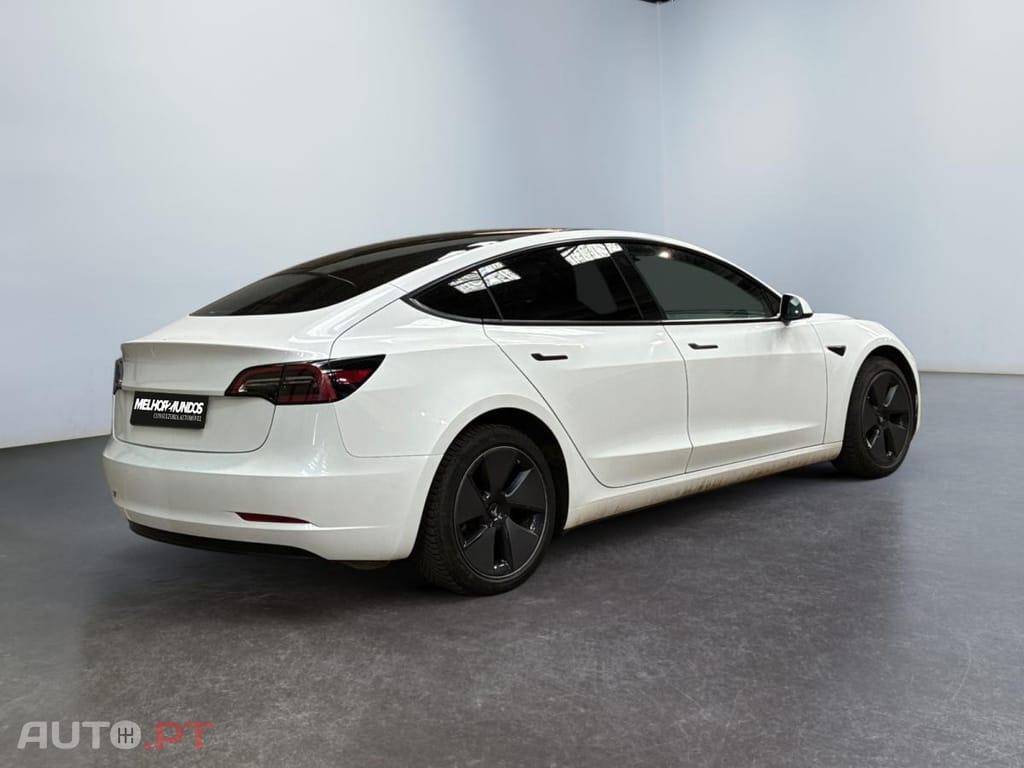 Tesla Model 3 Standard Range Plus RWD