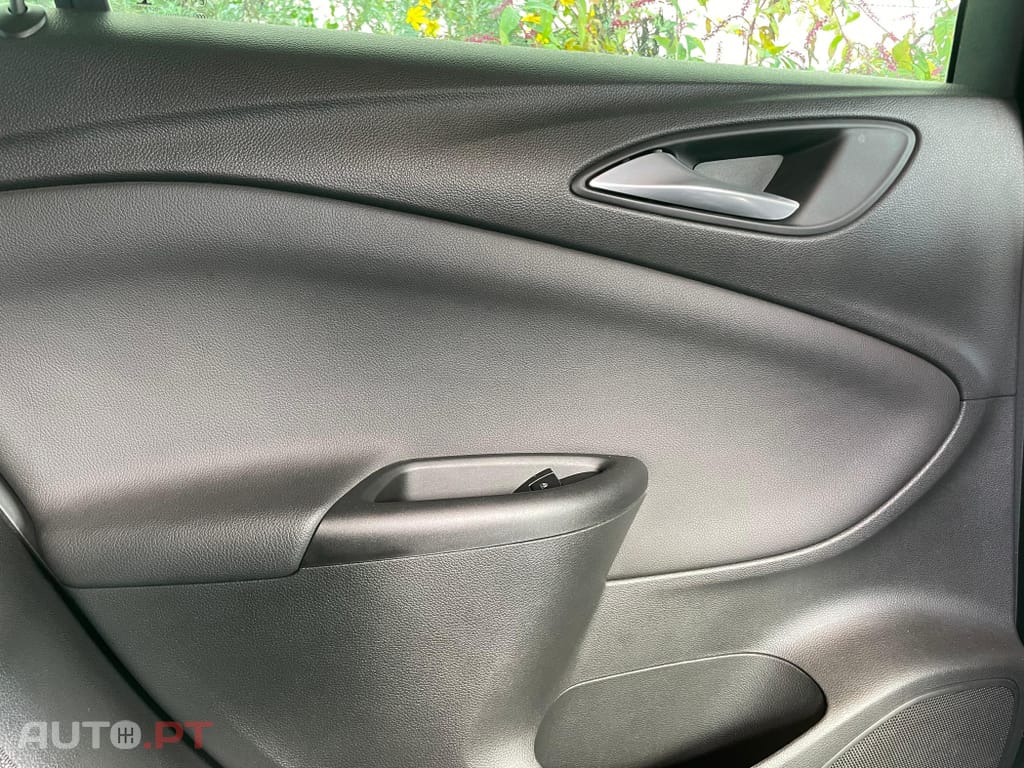 Opel Astra Sports Tourer 1.2 T Elegance