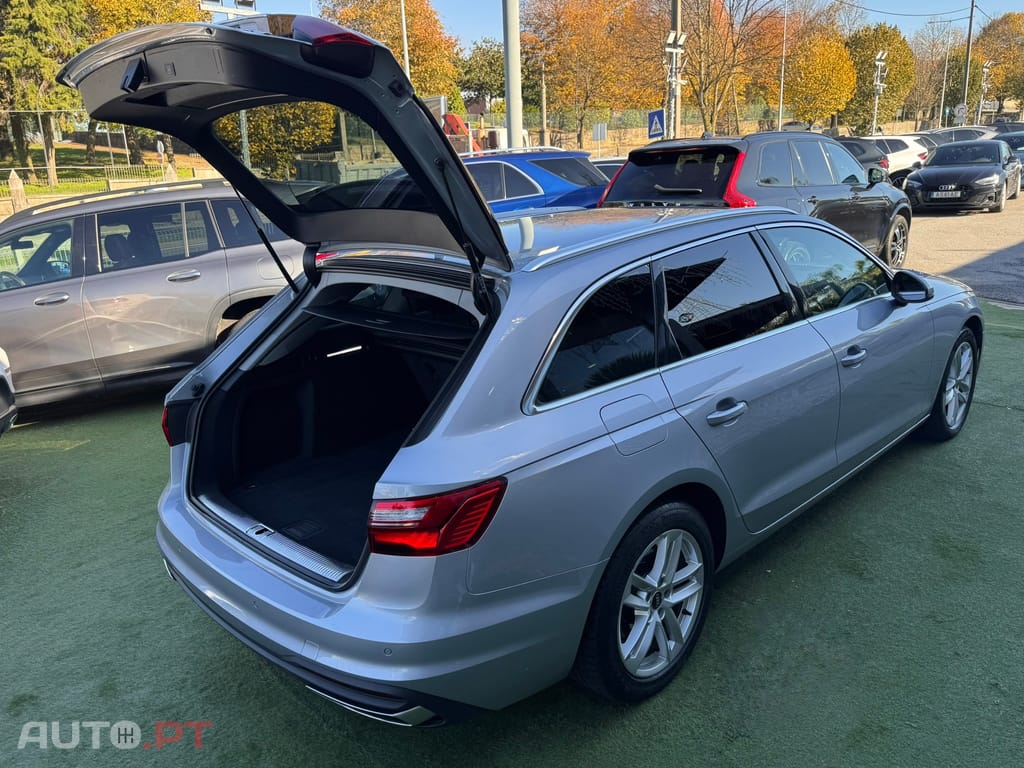 Audi A4 Avant 30 TDI Advanced S tronic