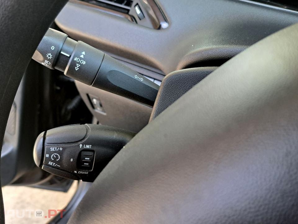 Peugeot 208 1.4 HDi SE Style