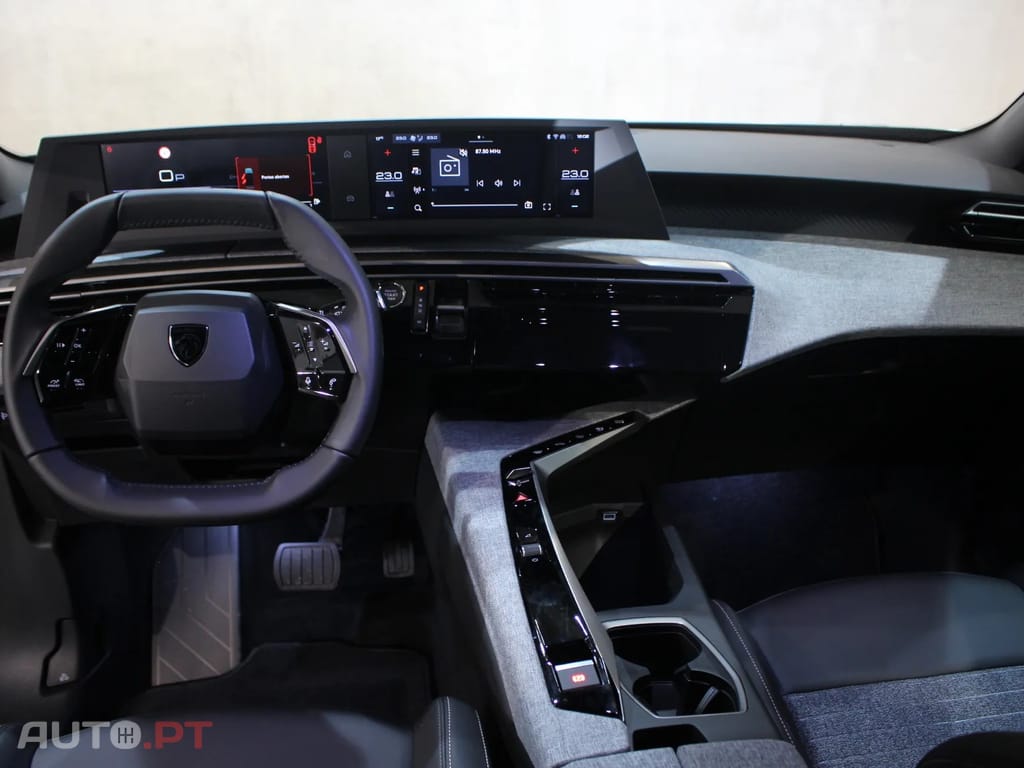 Peugeot 3008 1.2 Hybrid Allure e-DCS6