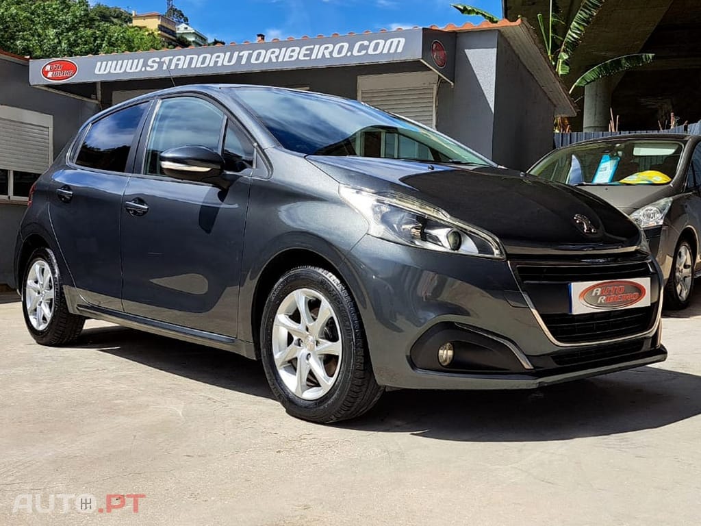 Peugeot 208 1.2 PureTech Style