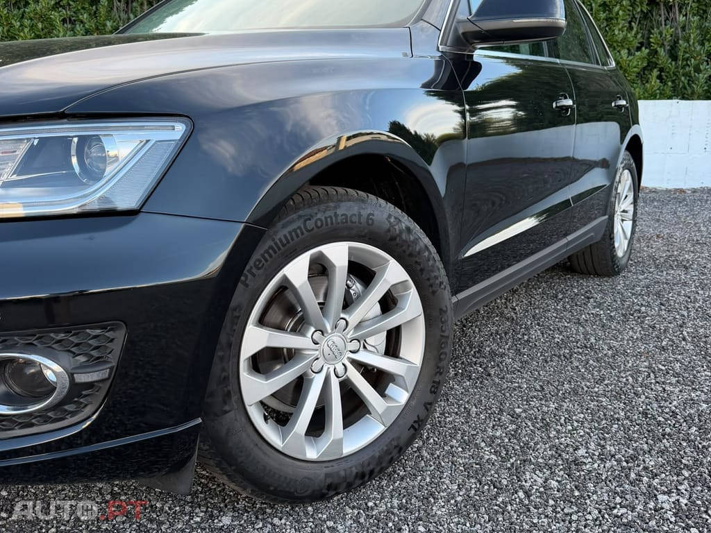 Audi Q5 2.0 TDi Business Line S-line — fotografia 30