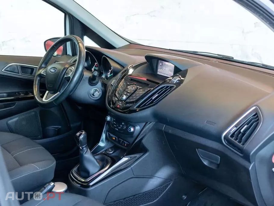 Ford B-Max 1.0 EcoBoost Titanium
