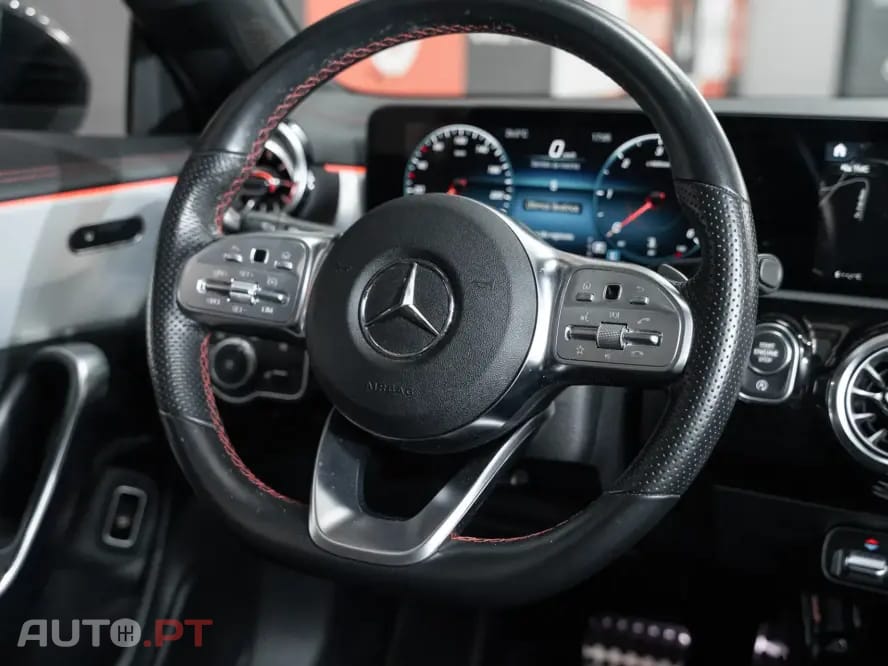 Mercedes-Benz CLA 200 d Shooting Brake AMG Line Aut.