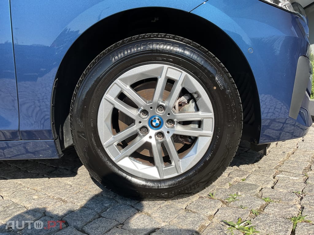 BMW 225 e xDrive