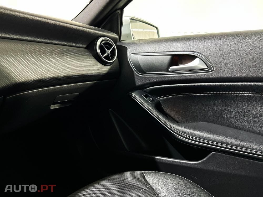 Mercedes-Benz A 180 d Urban