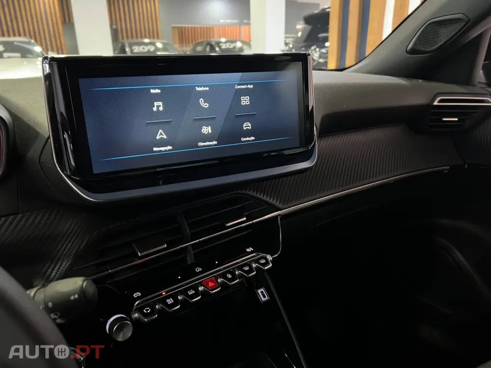 Peugeot 2008 1.2 PureTech Style
