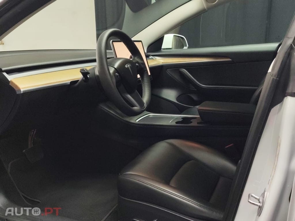 Tesla Model 3 Performance Tração Integral