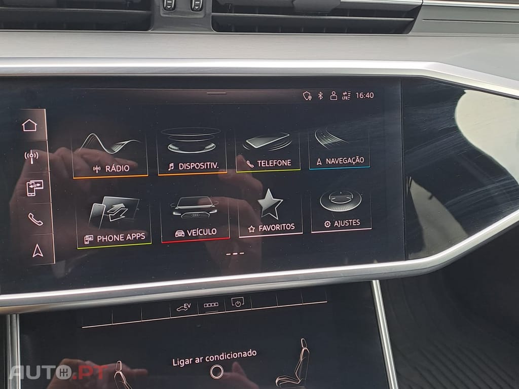 Audi A6 Avant TFSIe Quattro S line S Tronic