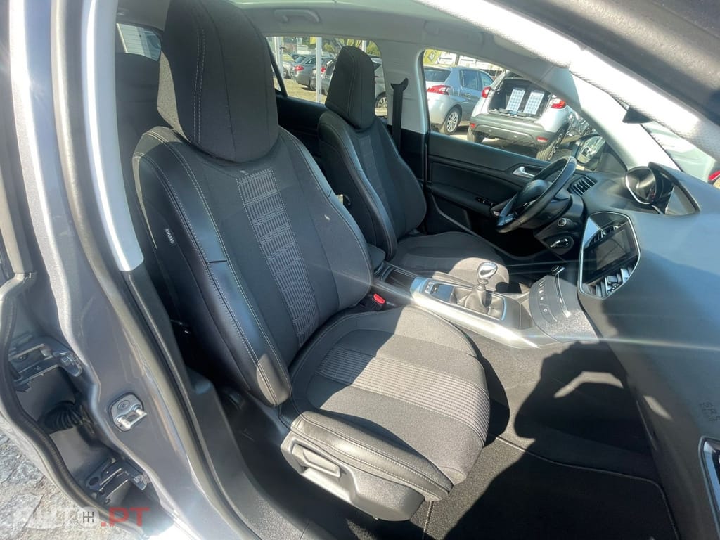 Peugeot 308 1.2 PureTech Allure