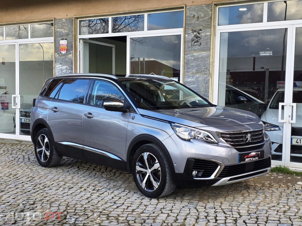 Peugeot 5008 PureTech 130 Crossway