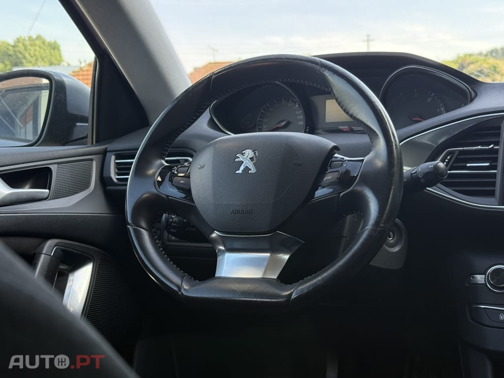 Peugeot 308 SW 1.6 BlueHDi Allure