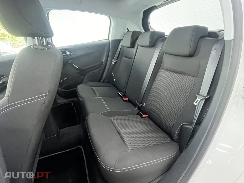 Peugeot 208 1.2 PureTech Active
