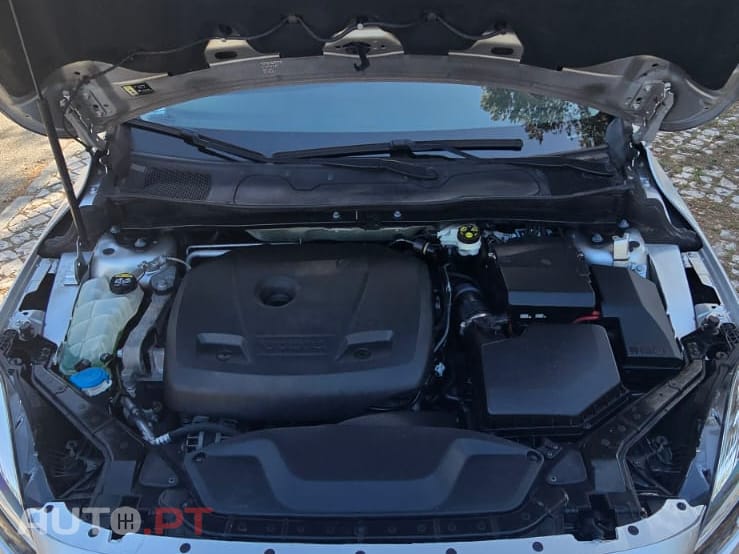 Volvo V40 2.0