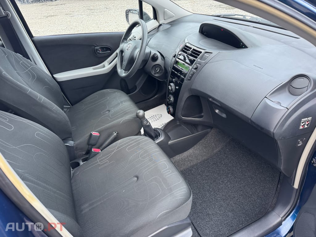 Toyota Yaris 1.0 VVT-i AC