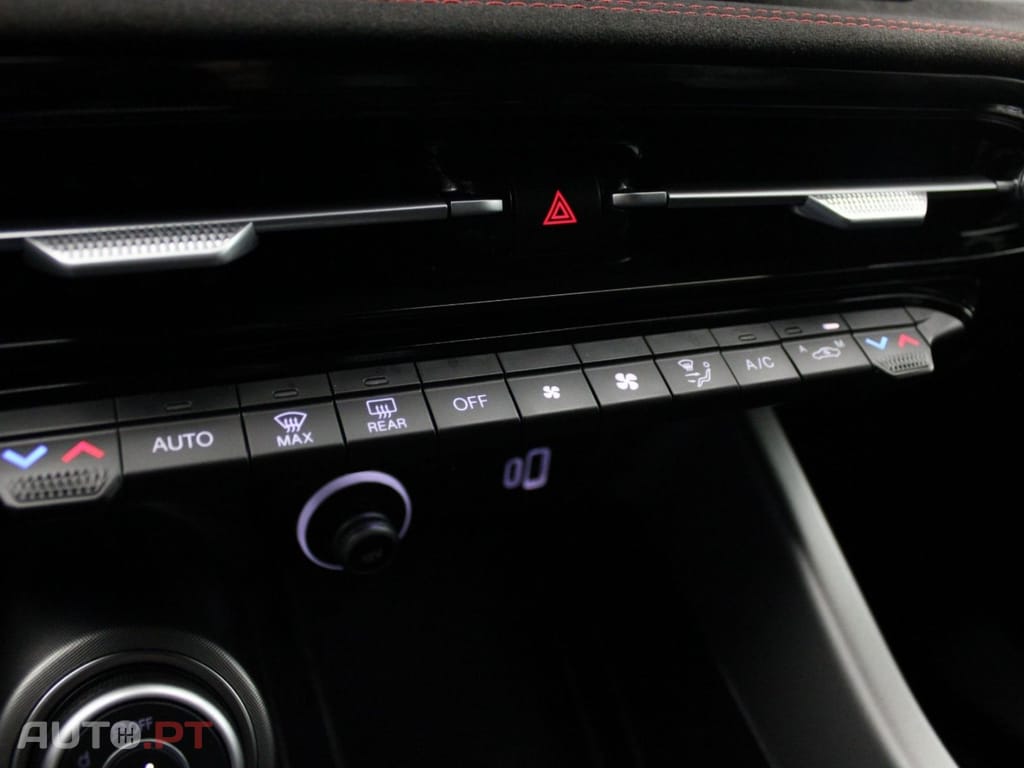 Alfa Romeo Tonale 1.3 HYBRID Q4 VELOCE I.V.A DEDUTÍVEL