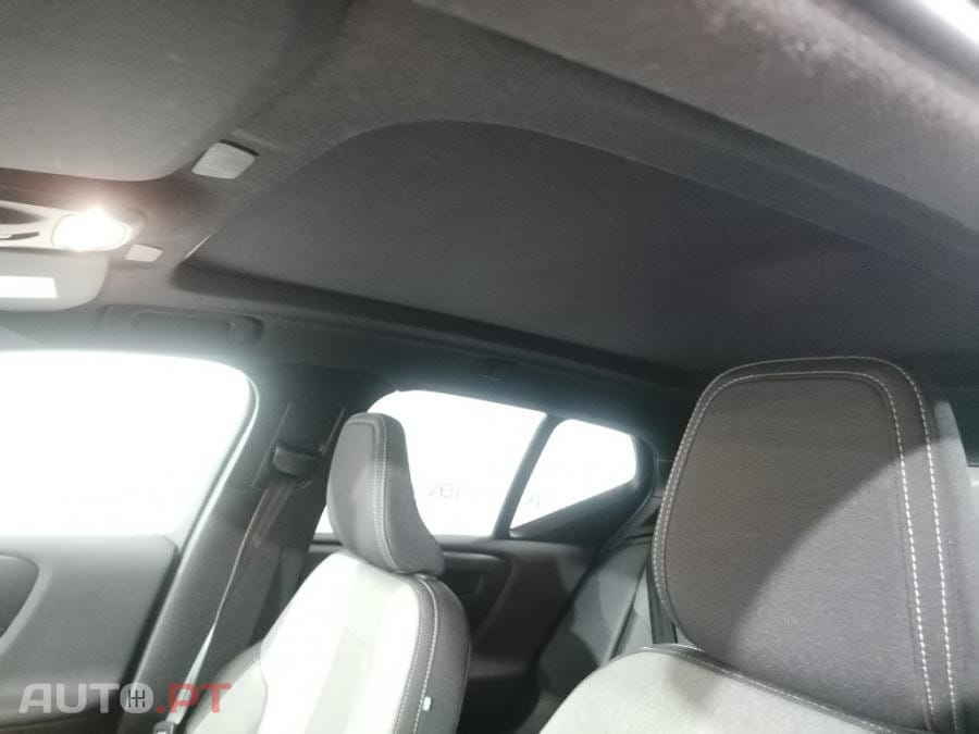Volvo XC40 1.5 T5 PHEV R-Design Expression
