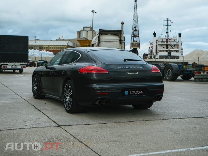 Porsche Panamera S e-Hybrid